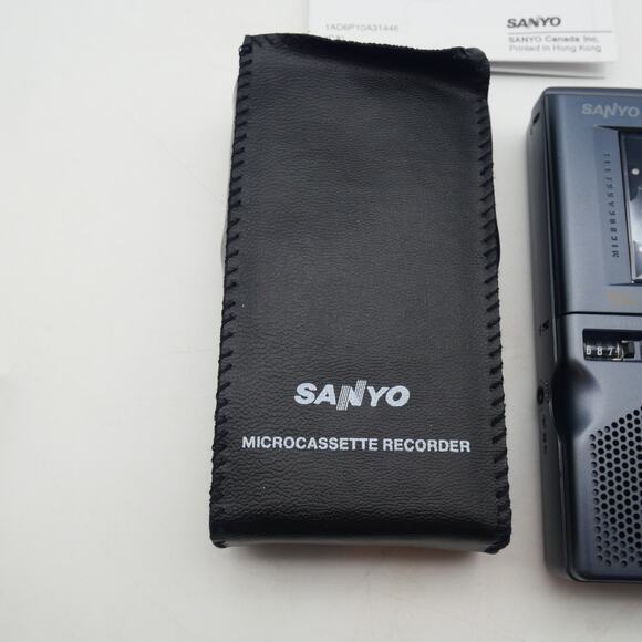 NEW Sanyo TRC 680MC Microcassette Recorder Tested and Complete - Picture 7 of 15